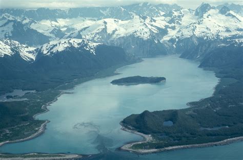 lituya bay mega tsunami